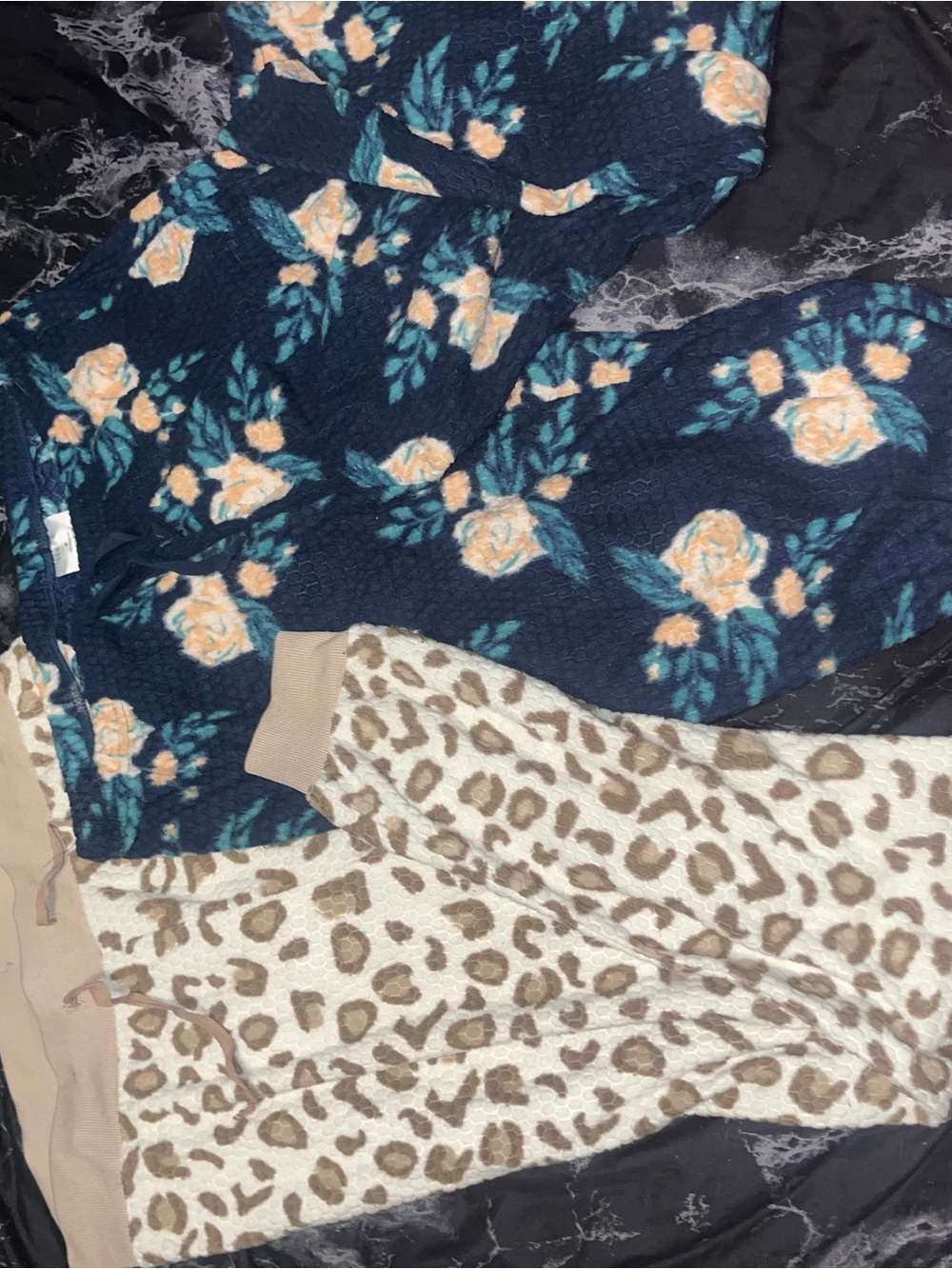 Serra Navy Floral & Cream Leopard Pajama Bottoms Set size medium